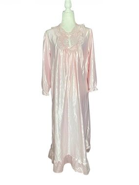 Stardust vintage Soft Pink Lace-Trim Nightgown